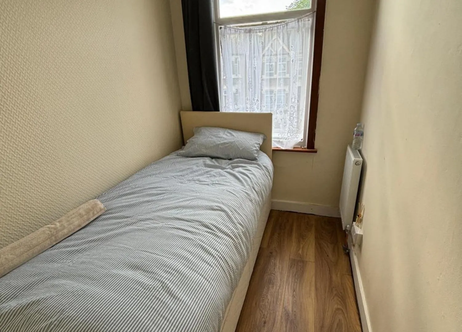 Spacious Room In Ilford 0*,  United Kingdom